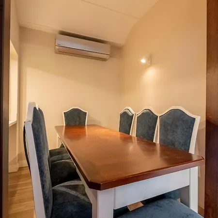Super 3-bedroom Apartment